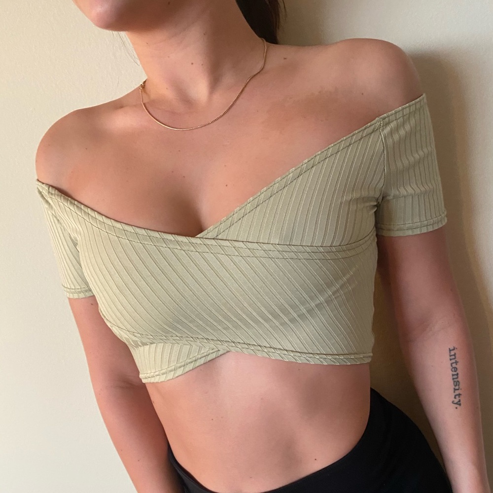 green ribbed crop top